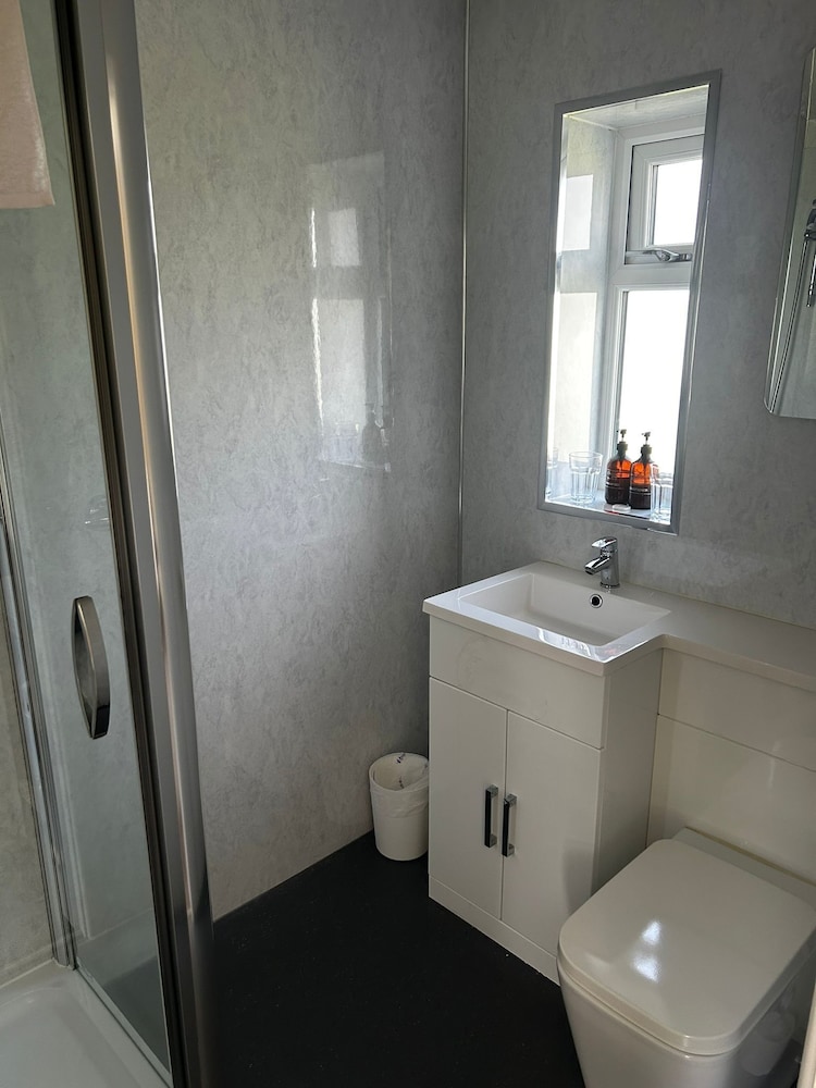 Chevin End Guest House 47/50