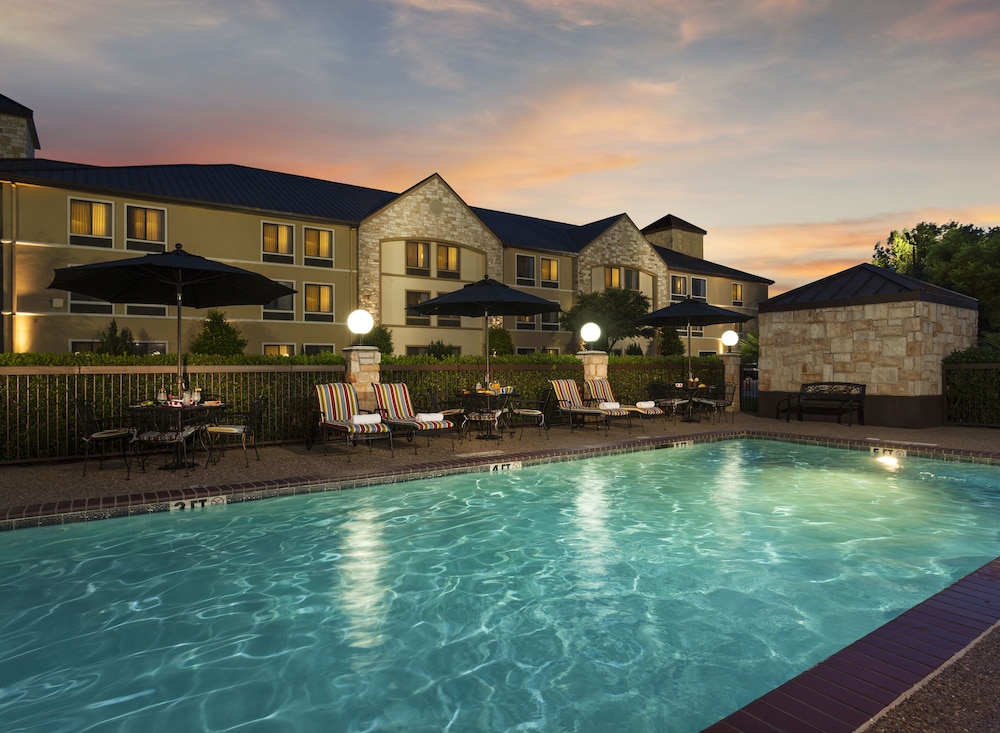 Best Western Plus Hotel Lewisville Flower Mound 1/40