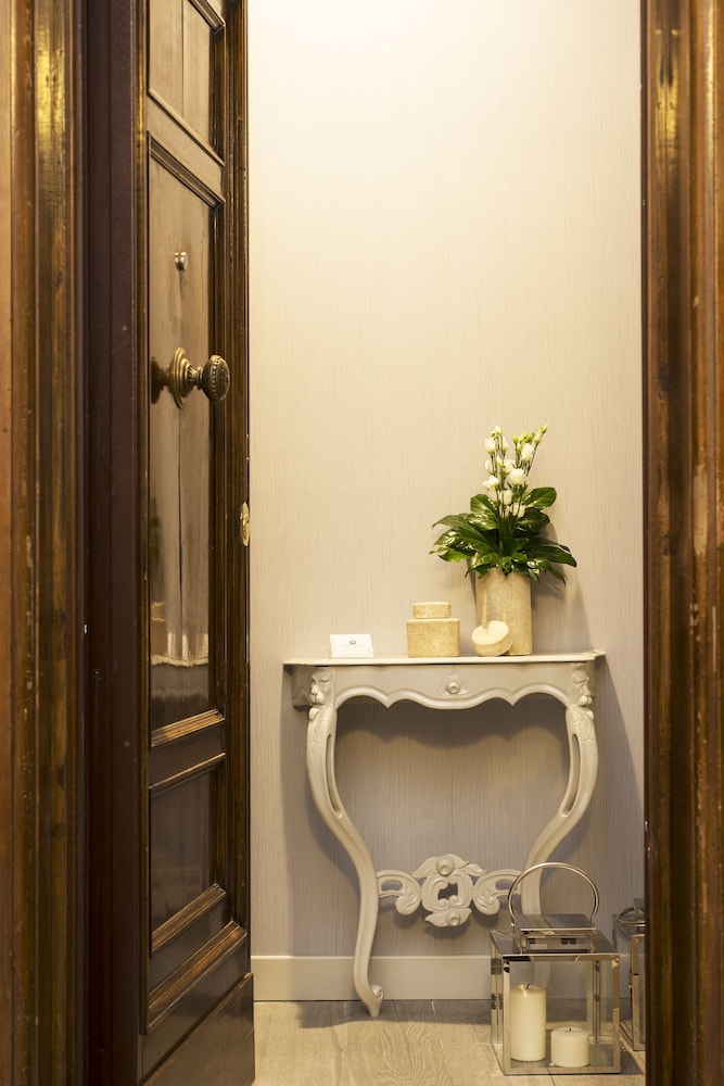 San Carlo Suite 42/71