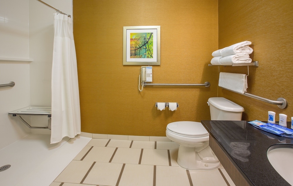 Fairfield Inn And Suites Columbus Osu 7/32