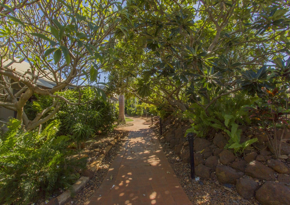 Broome Beach Resort 45/48