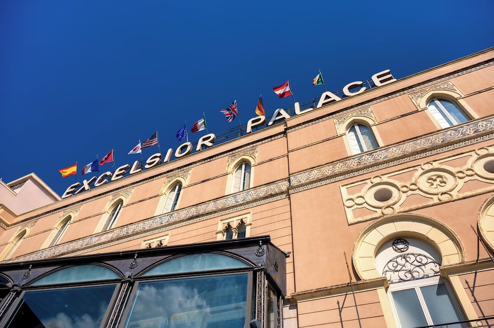 Excelsior Palace Hotel 6/72