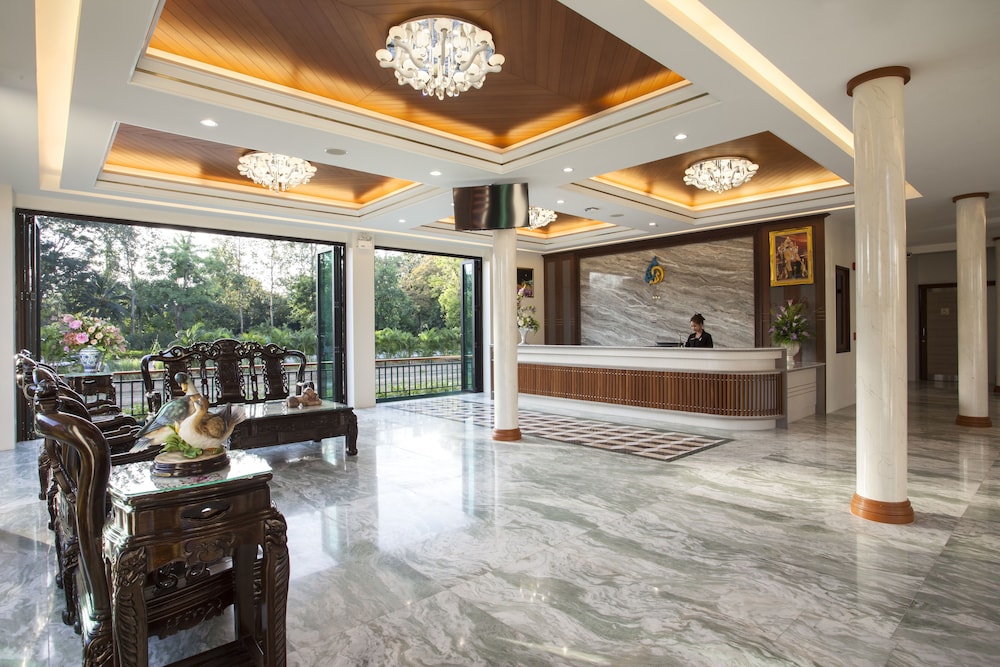 RK Riverside Resort and Spa (Reon Kruewal) 5/50
