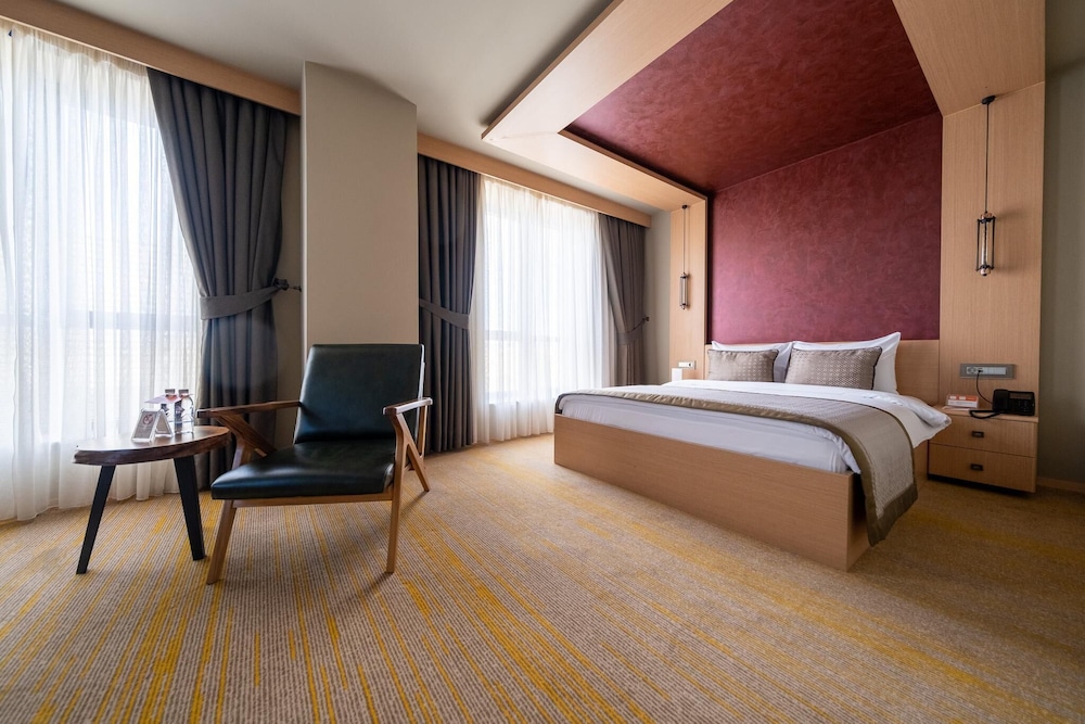 Avec Hotel 26/58