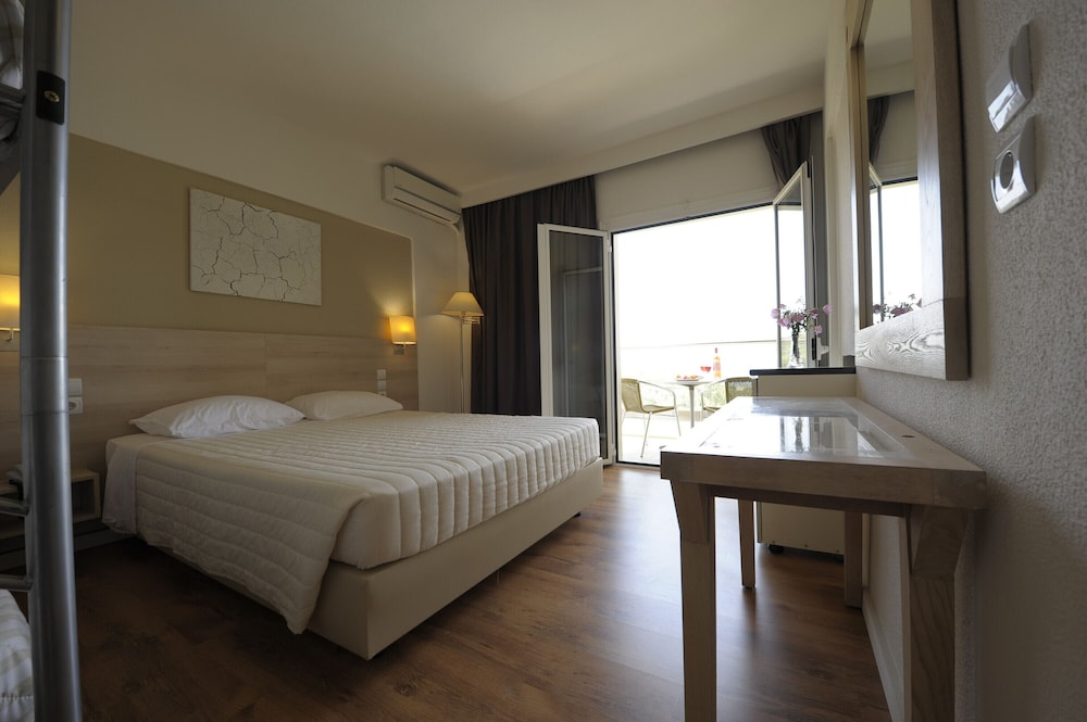 Evia Riviera Resort By Anayia All Inclusive Resorts 26/65