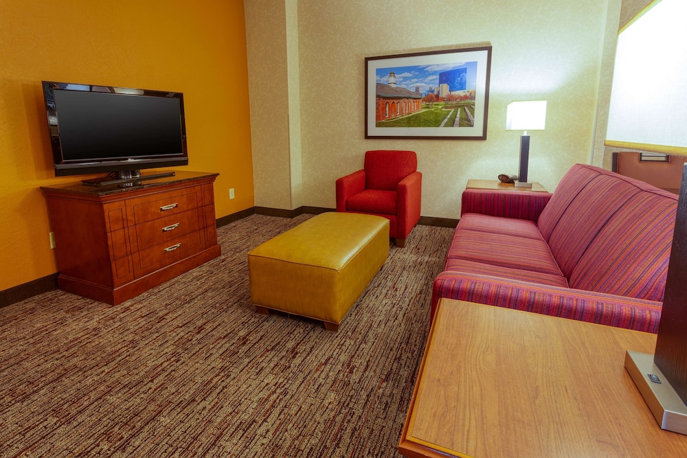 Drury Inn and Suites Northeast Indianpolis 30/48