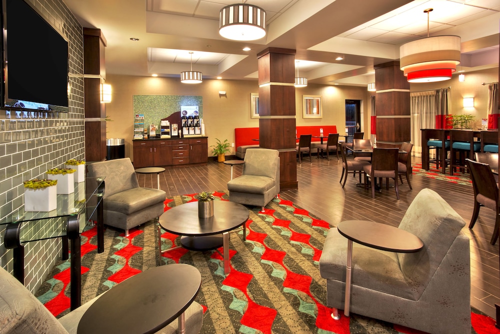 Holiday Inn Express Hotel Amp Suites Oak Ridge 39/46