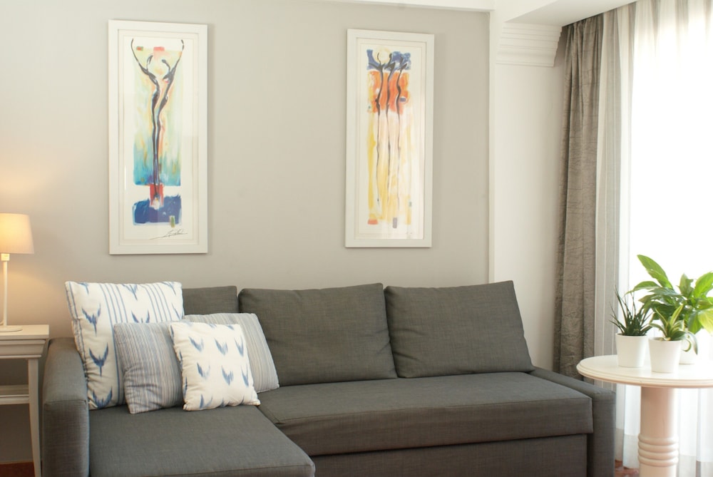 Universal Hotel Neptuno - Adults Only 50/69