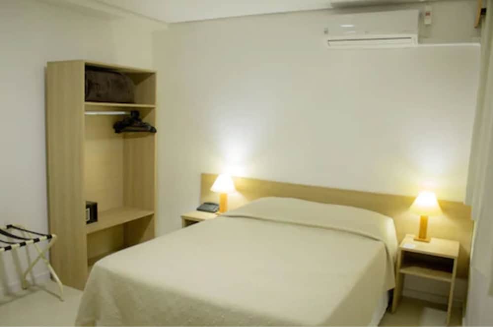 Hotel Dan Inn Express Porto Alegre By Nacional Inn 24/72