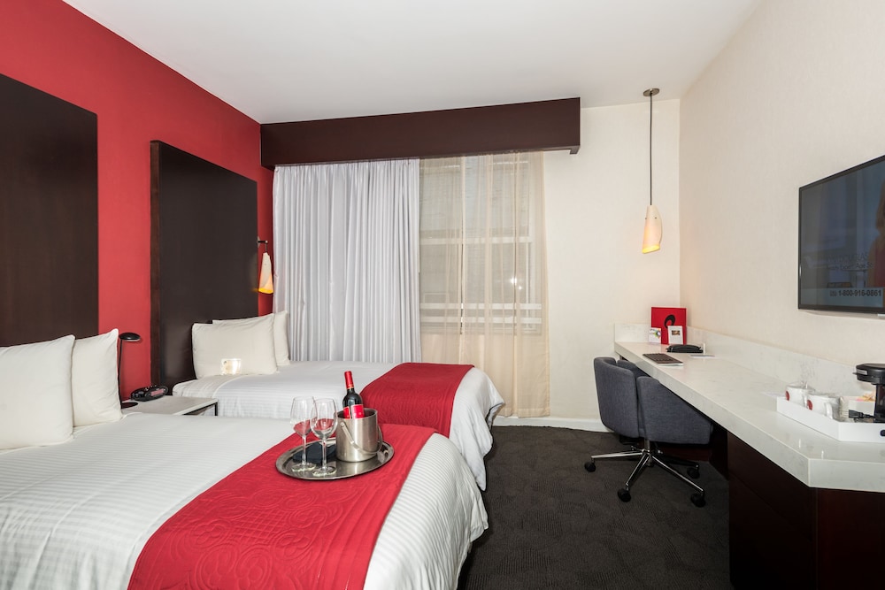 The O Hotel, Trademark Collection by Wyndham 32/72