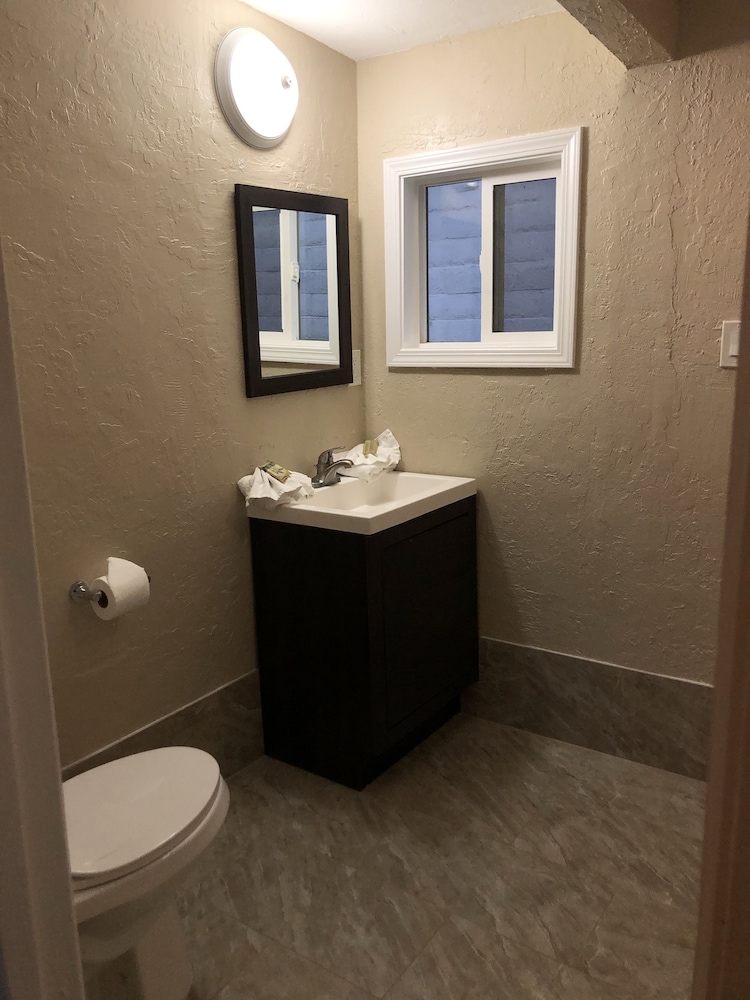 Motel6 Santa Cruz, CA 52/56