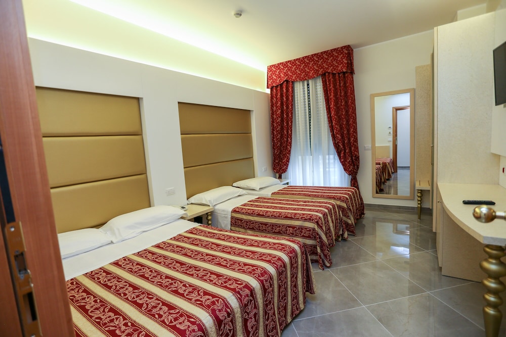 Hotel Gallia Palace 12/34