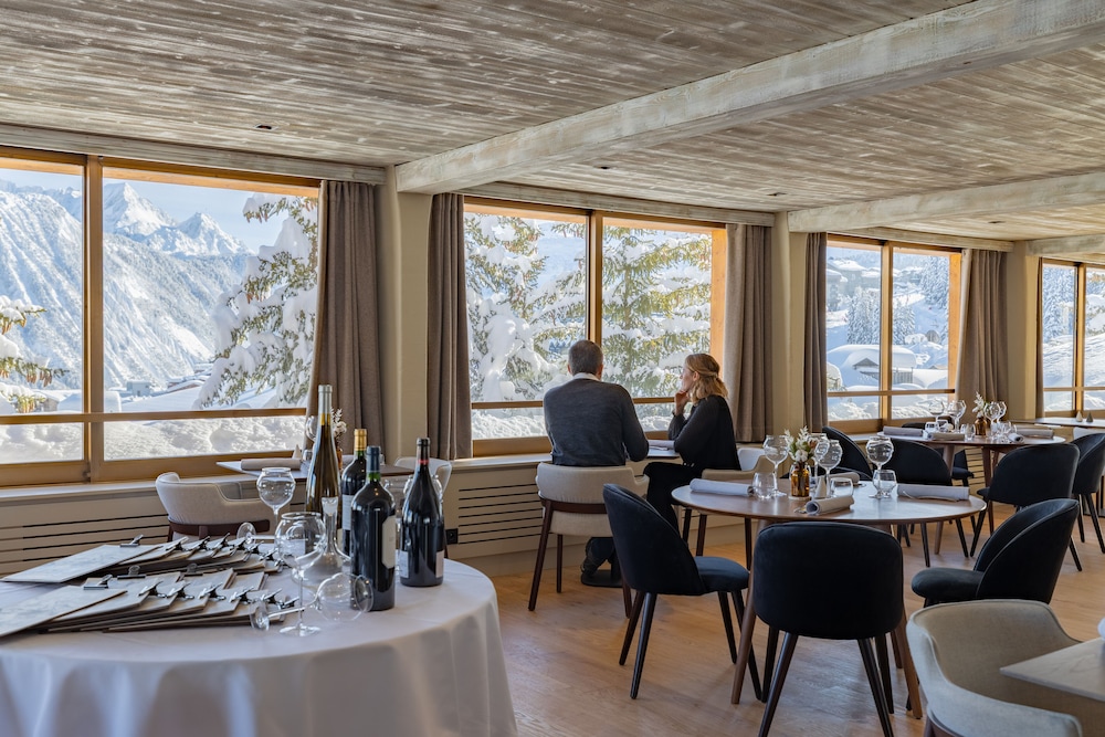 Le Grand Hotel Courchevel 1850 37/49