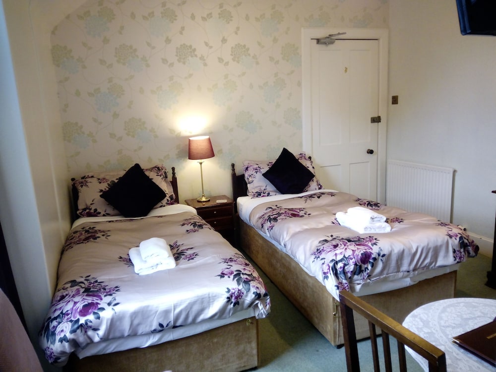 Dunallan House 7/37