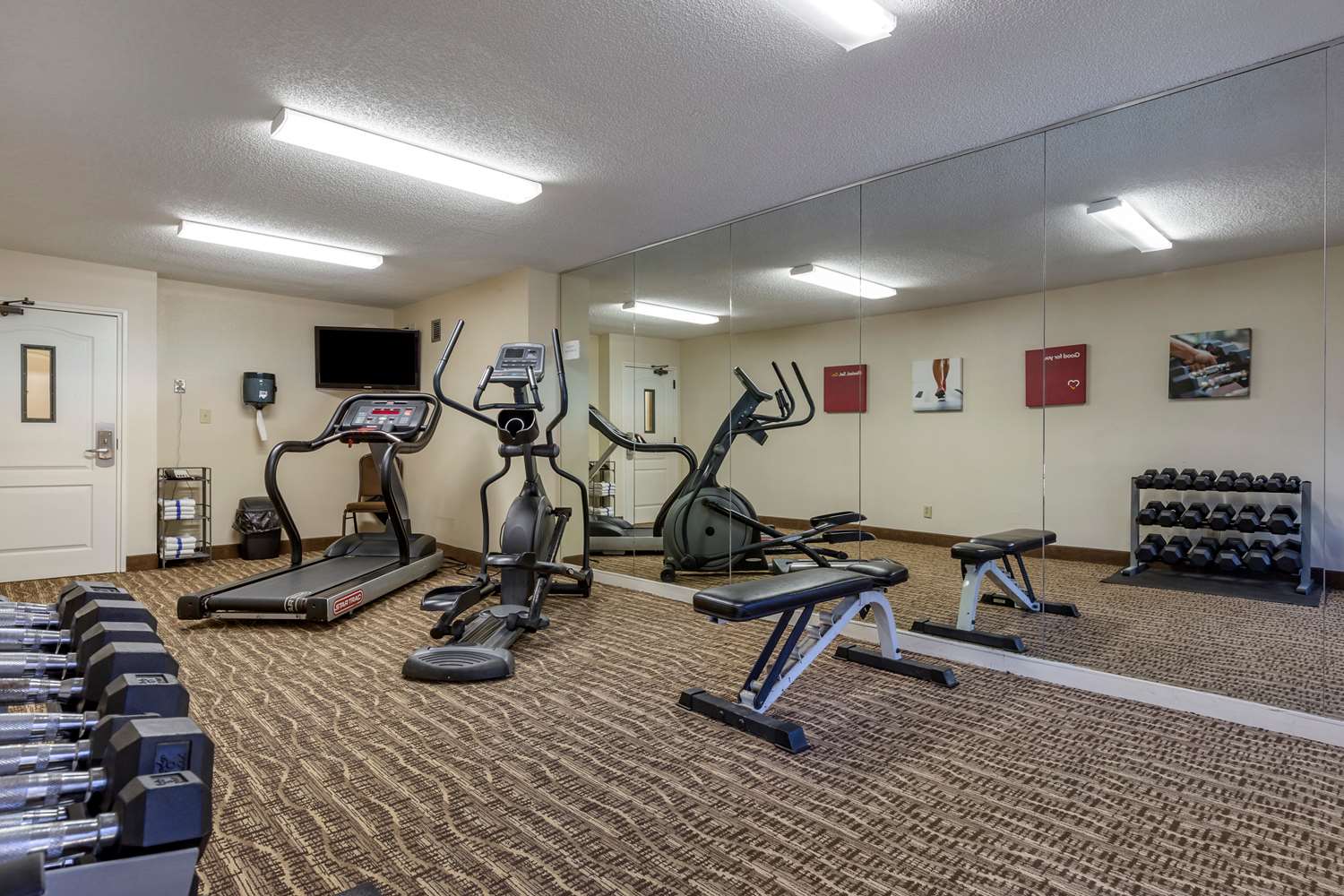 Comfort Inn Laurinburg NC 20/27
