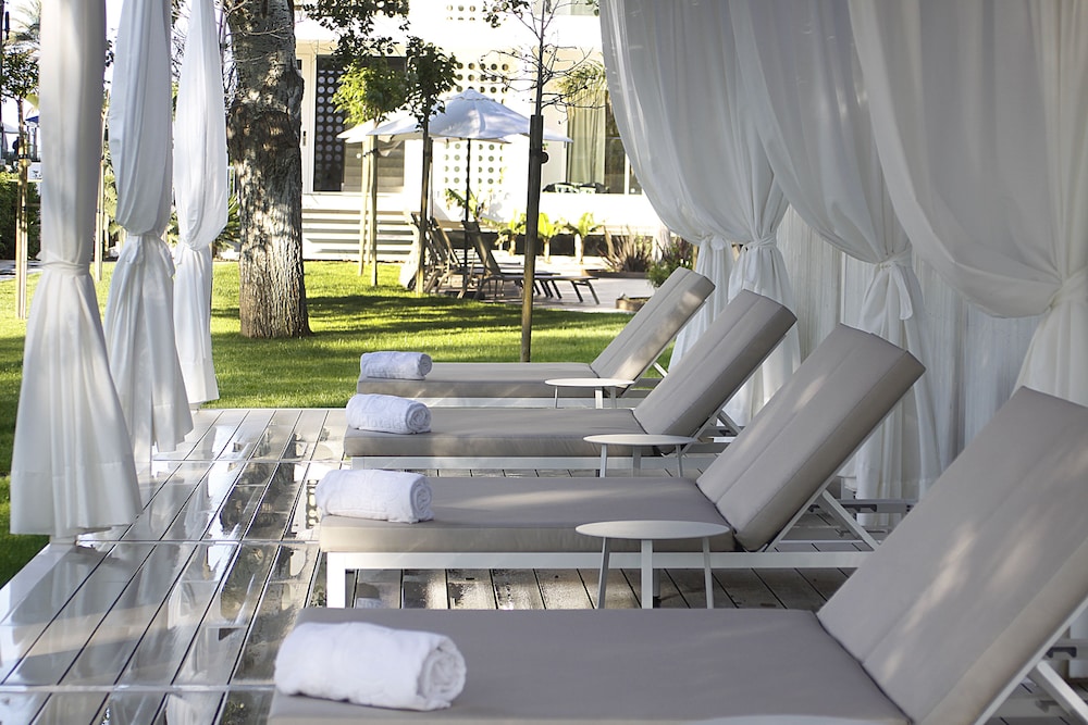 BG Hotel Caballero 42/58