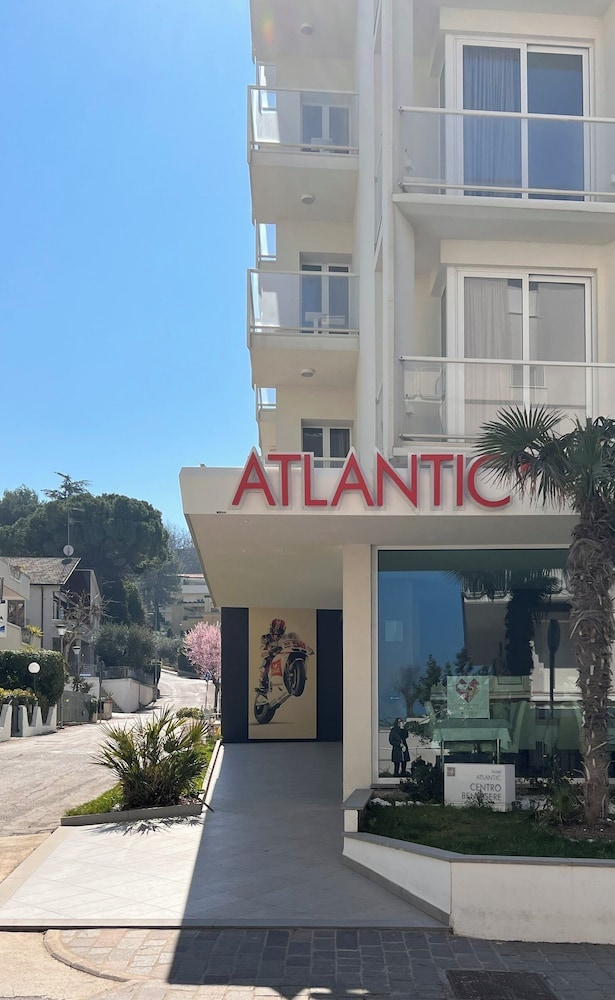 Hotel Atlantic 12/62