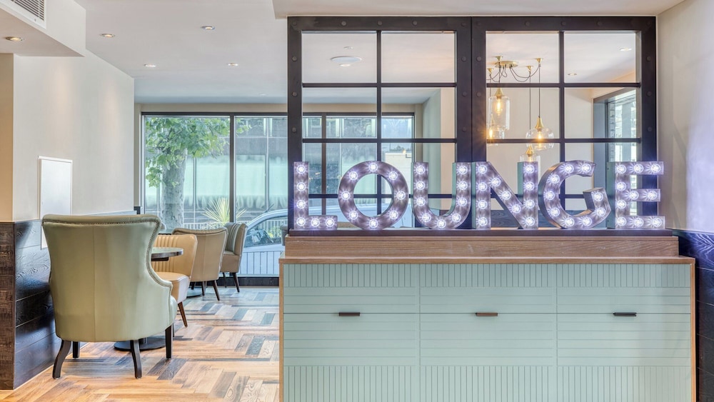 hub by Premier Inn London Paddington - Paddington Station 18/30