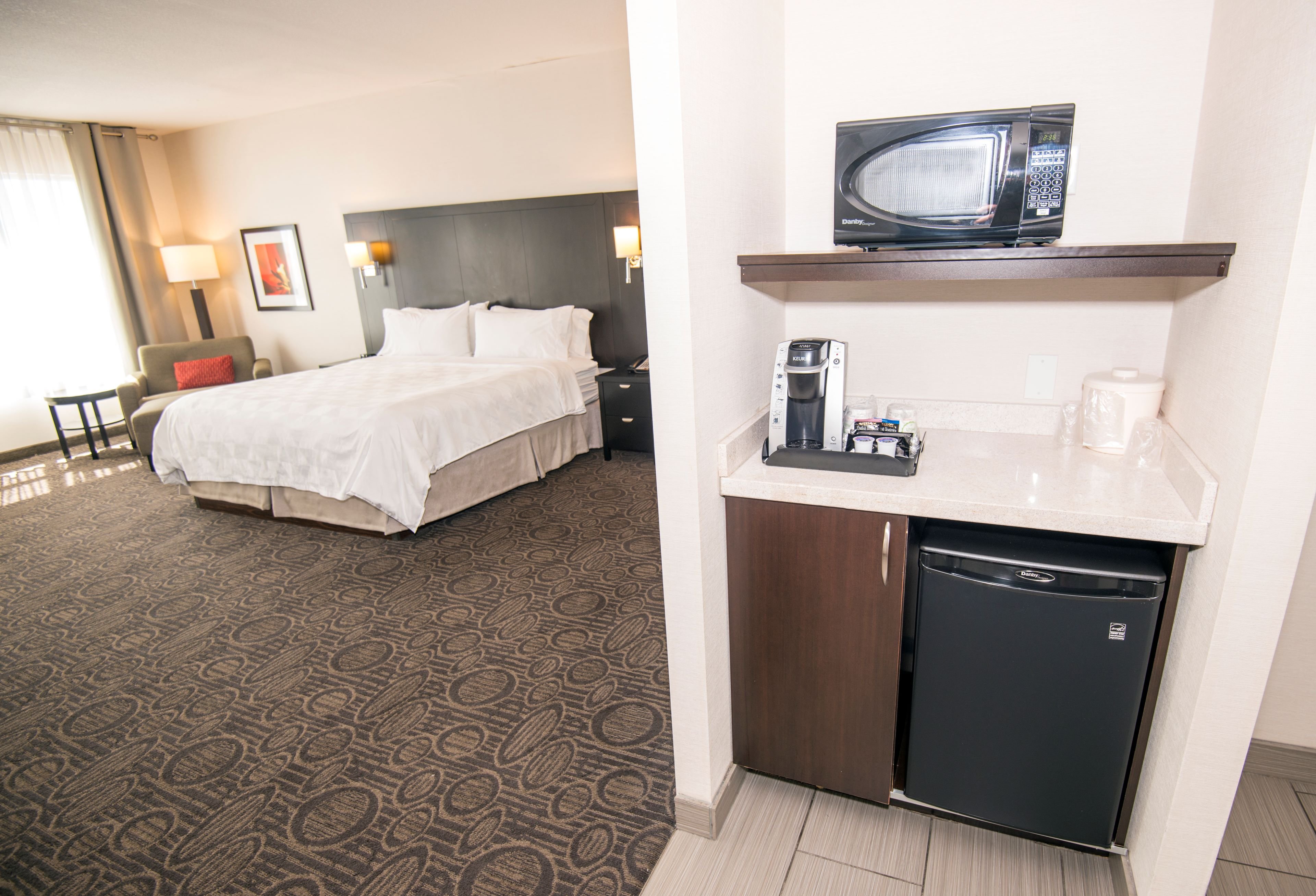 Holiday Inn Red Deer South 32/76
