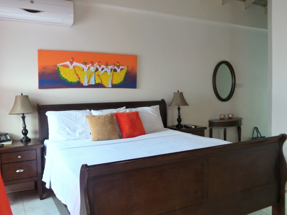Grooms Beach Villa And Resort 32/62