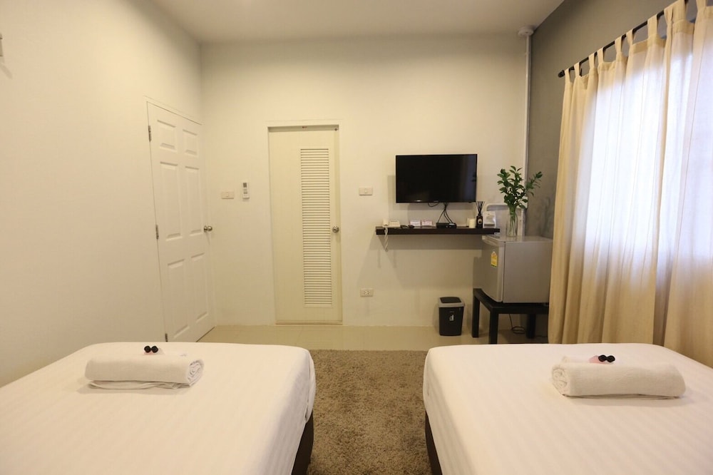 STANDARD, TWIN BEDS