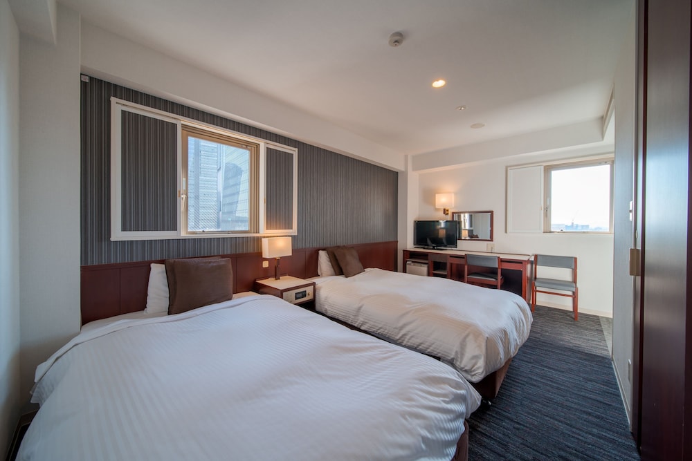 ROOM, TWIN BEDS, SMOKING