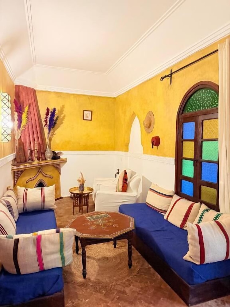 Riad Dama 21/62