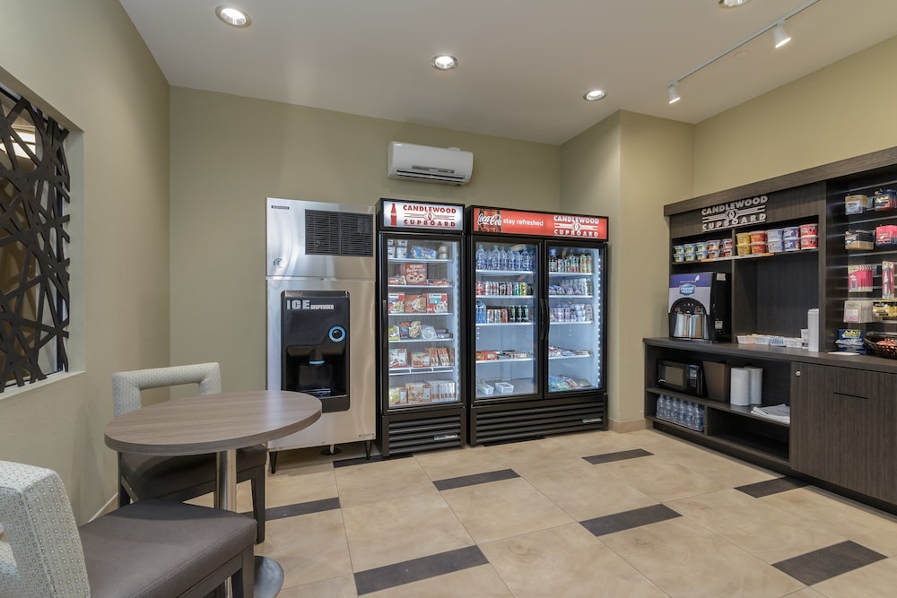 Candlewood Suites Mishawaka 31/42