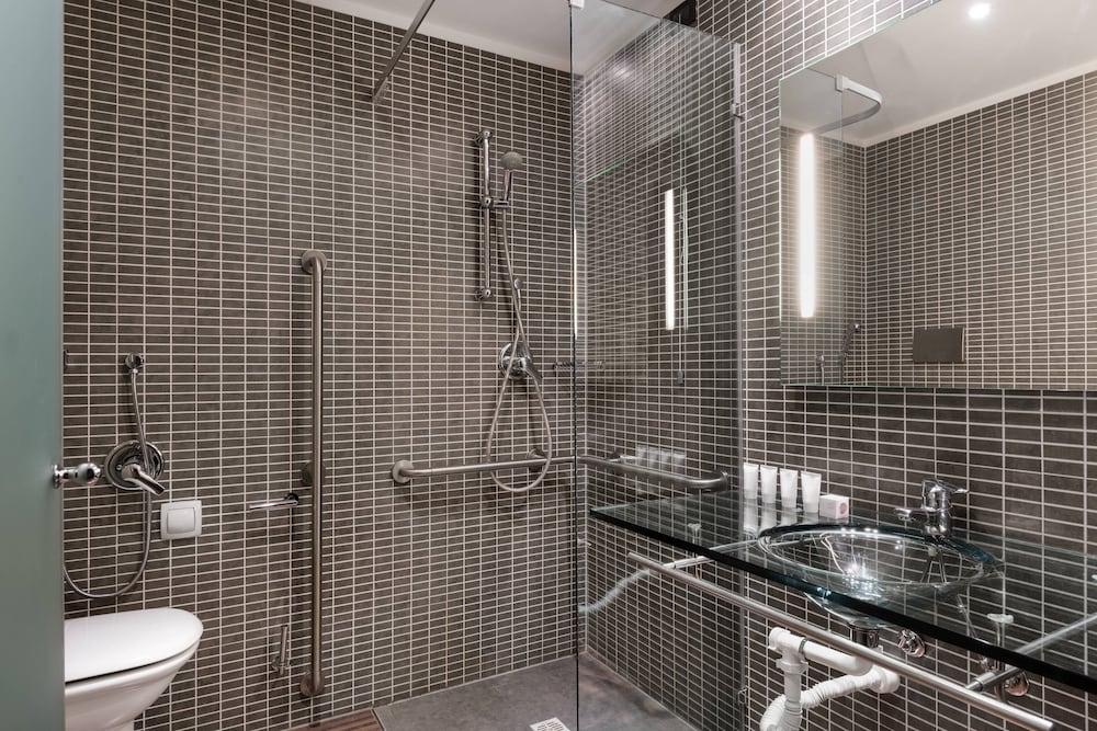 AC Hotel Brescia by Marriott 10/27