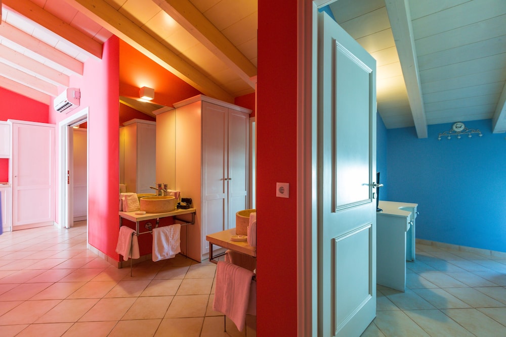 Palazzo Greco Boutique Hotel 60/62