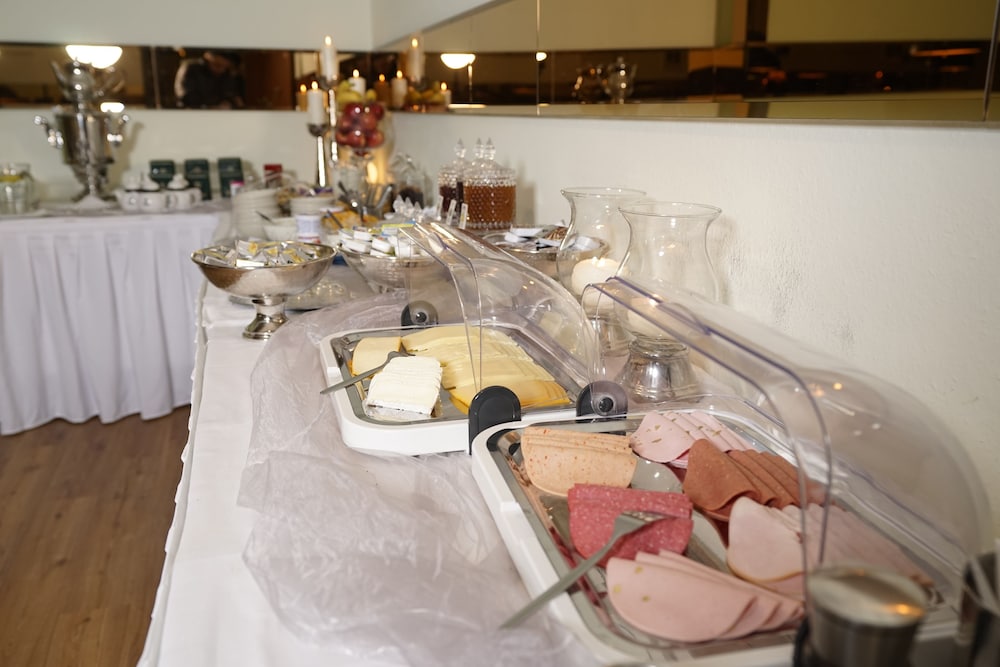 MD-RABE'S HOTEL KIEL 28/49