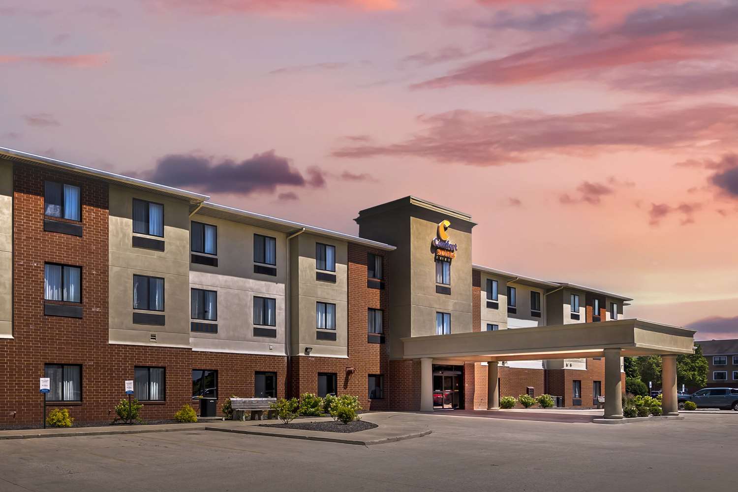 Comfort Suites Merrillville Near US 30 2/24