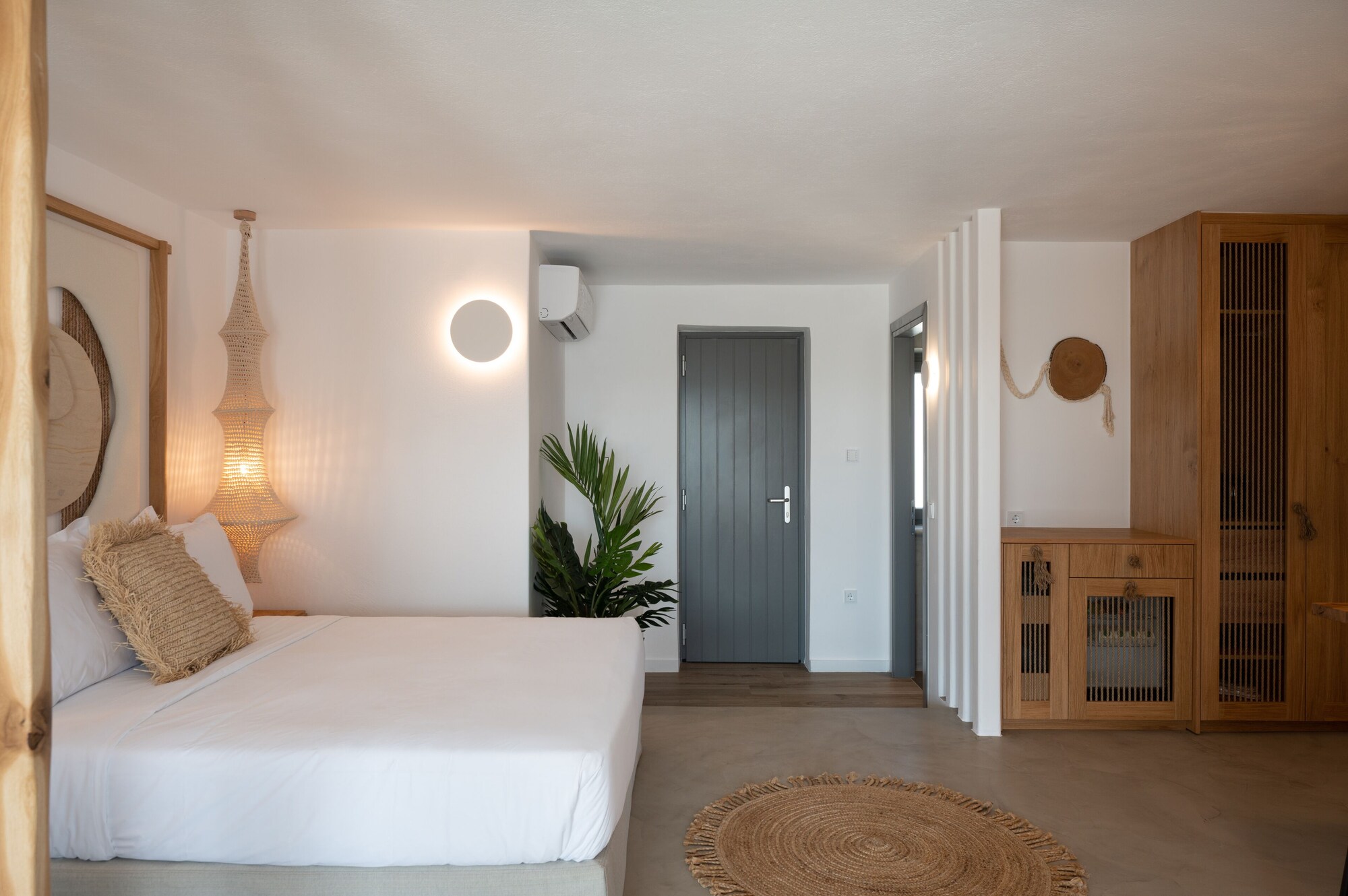 JUNIOR SUITE, PLUNGE POOL