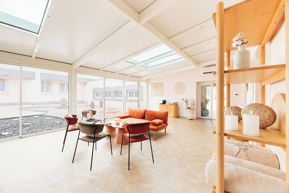Hotel Causse Comtal 57/84