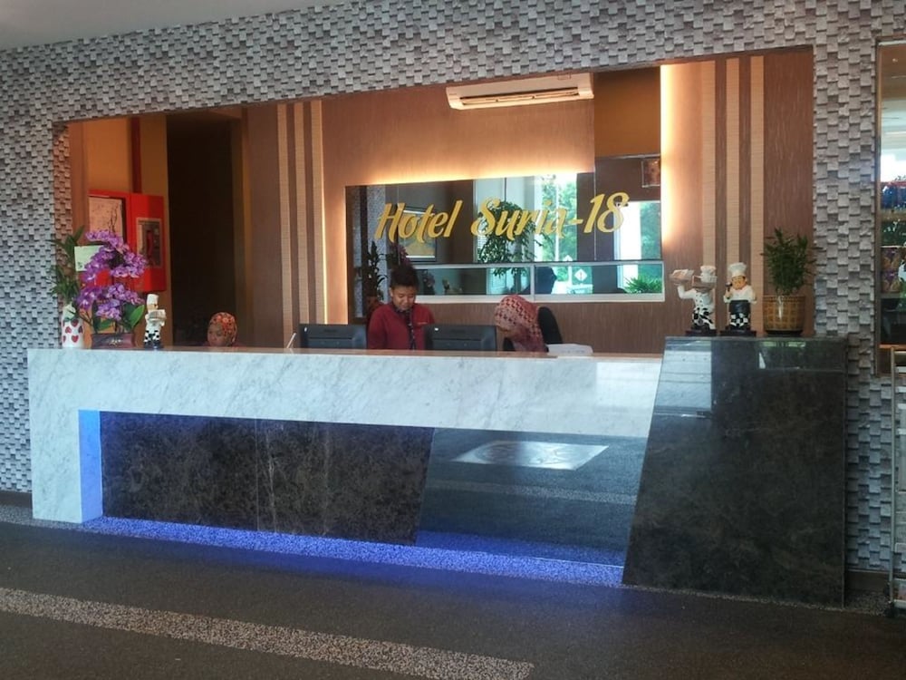 Hotel Suria 18 5/24