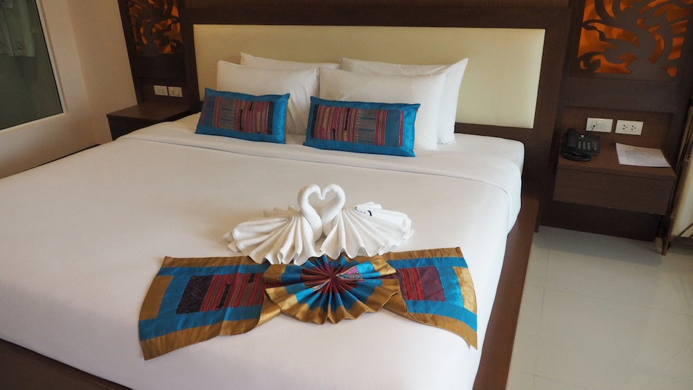 Chivatara Resort And Bangtao Beach Resort Phuket 12/66