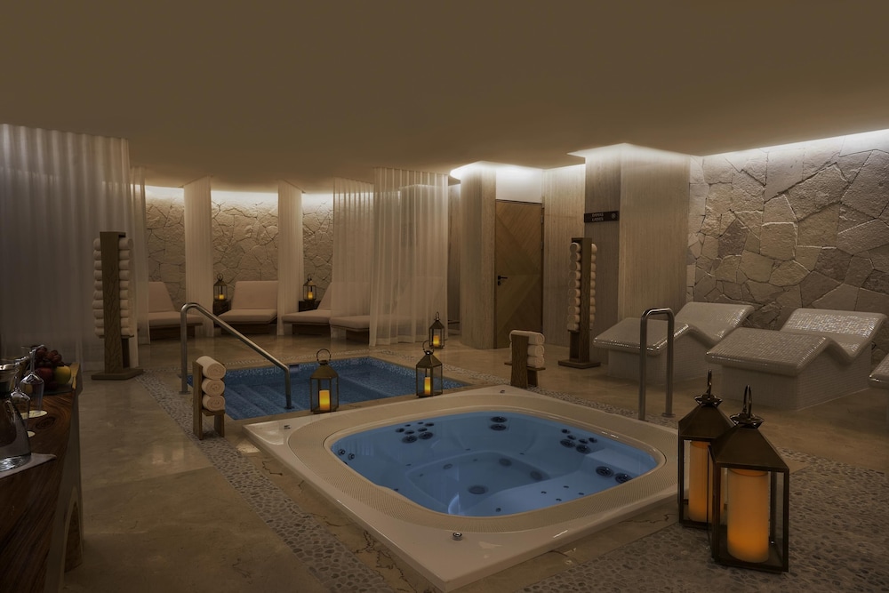 Sun Palace - Adults Only 27/49