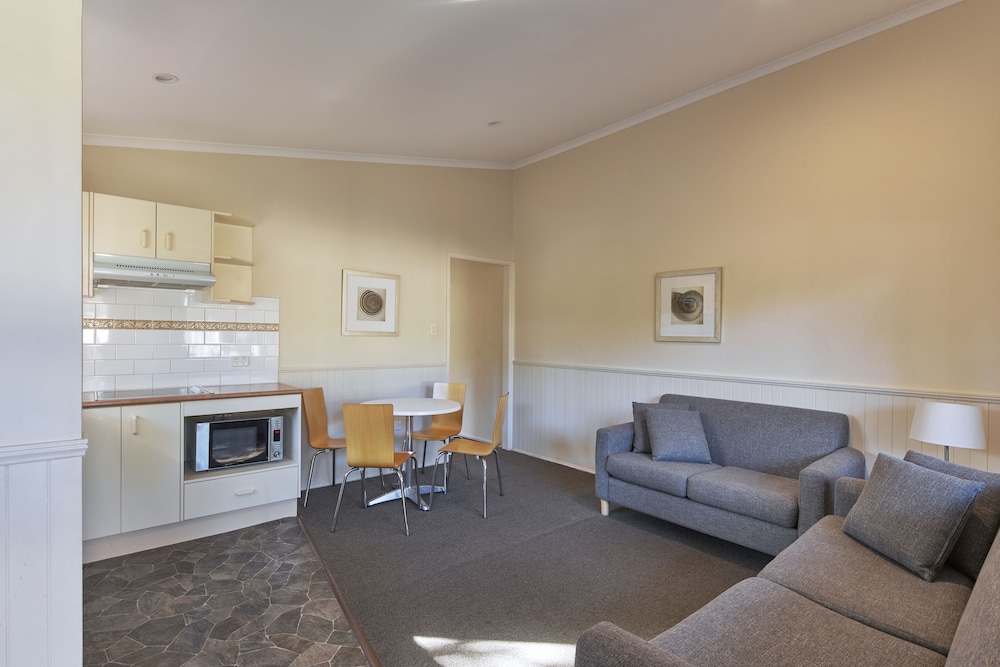 Nrma Sydney Lakeside Holiday Park 30/50