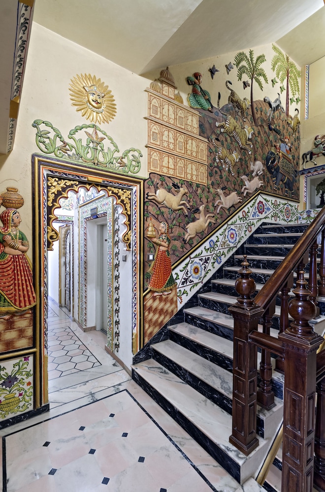 Chunda Palace 16/49