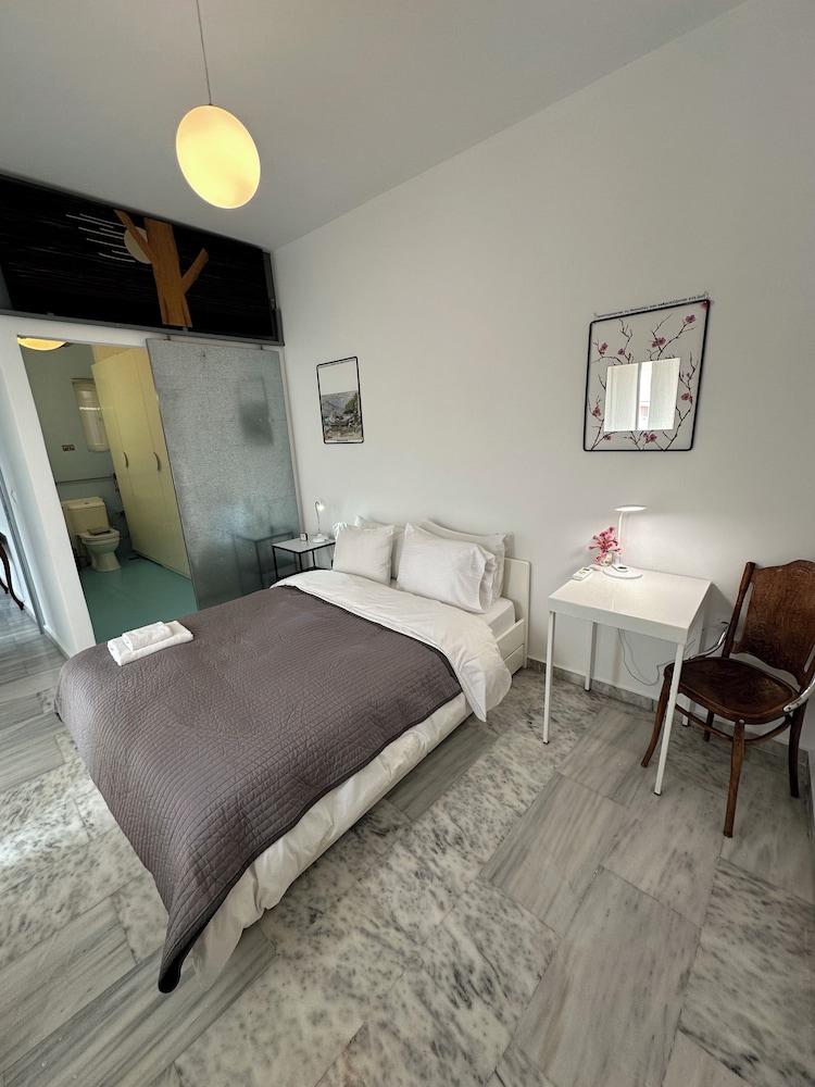 1 BEDROOM, DESIGN, APARTMENT, LIVING AREA, BALCONY