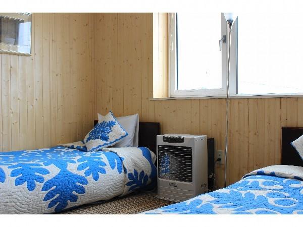 Room, Twin Beds