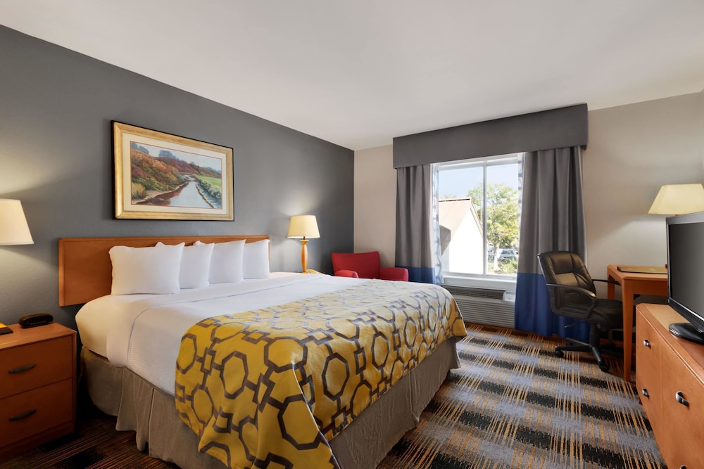 Baymont by Wyndham Lithia Springs Atlanta 11/28