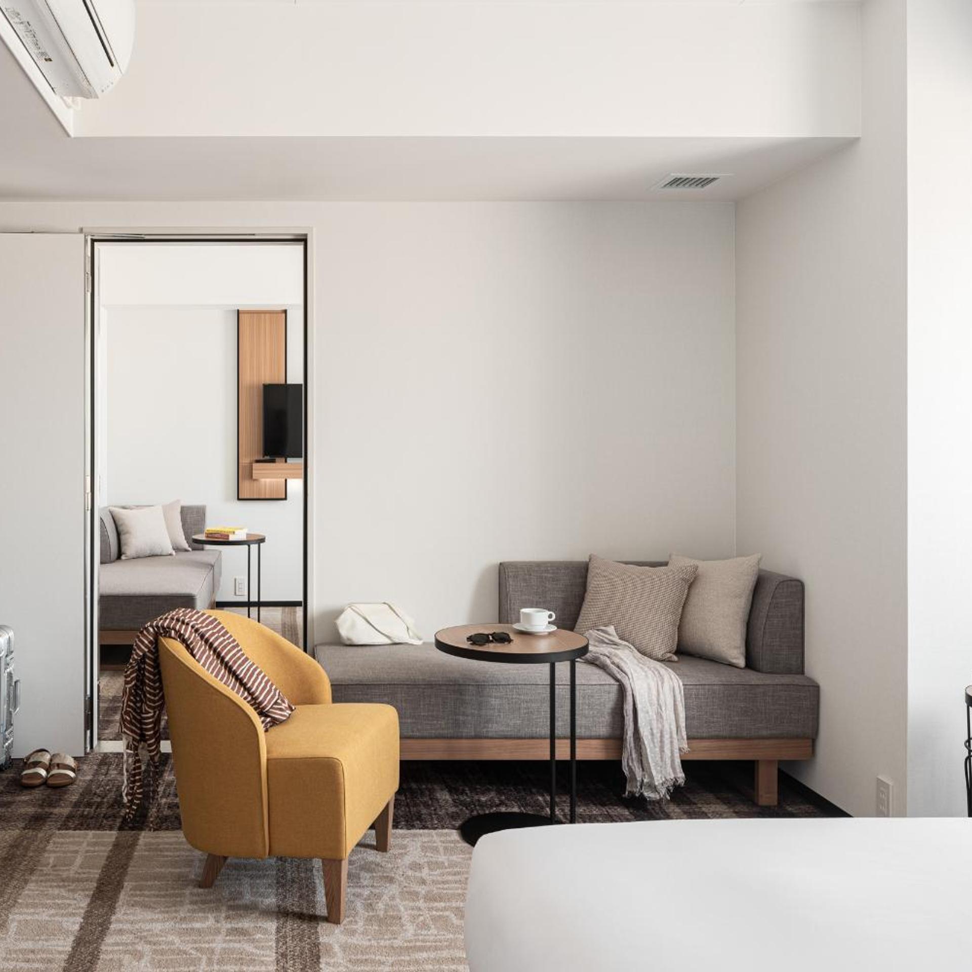 Universal, Connecting, Deluxe, Family, Twin Beds