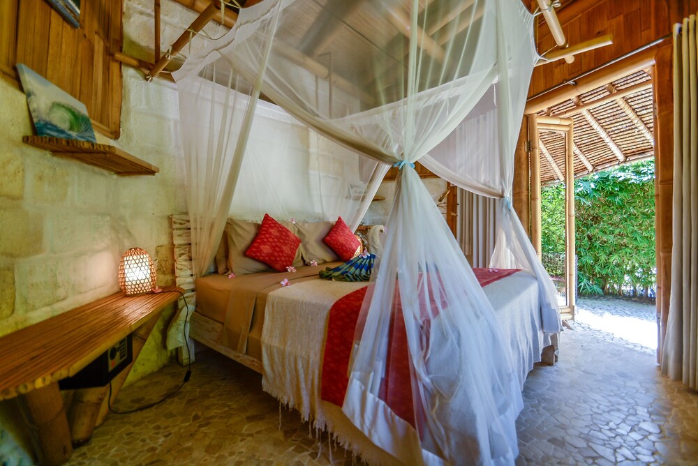 Le Bamboo Bali 14/68
