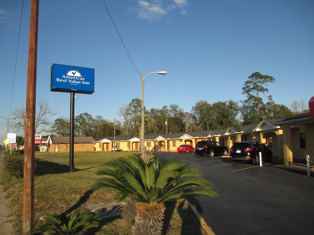 Americas Best Value Inn Starke 2/14
