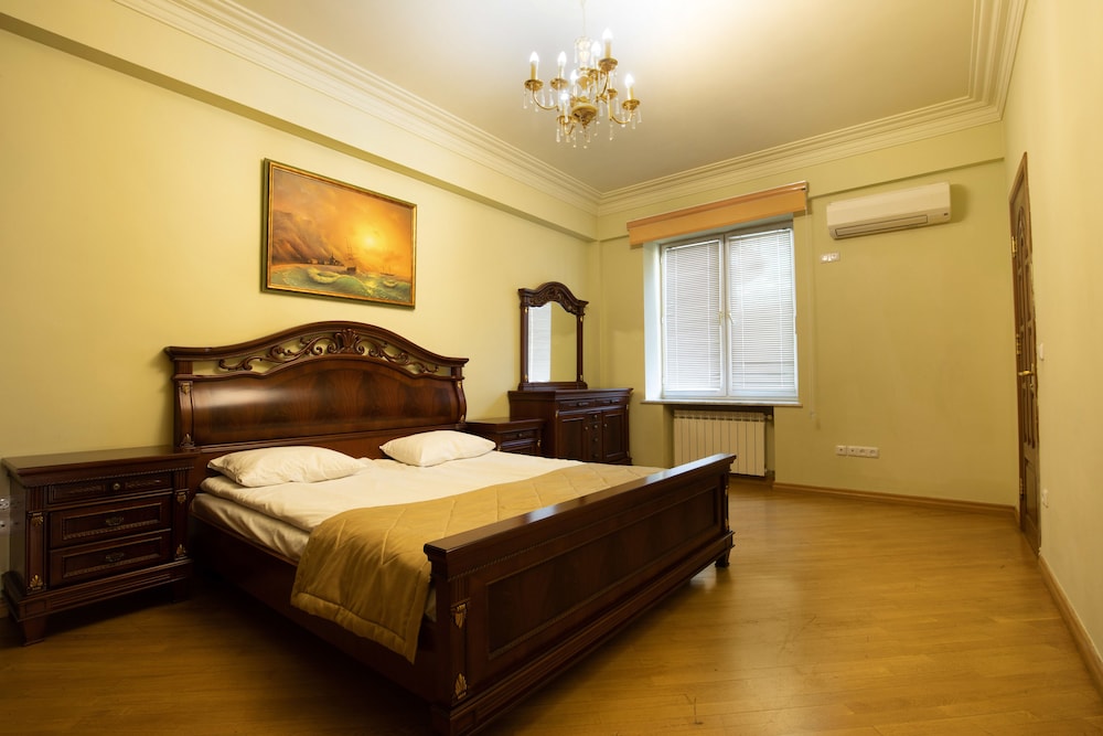 KANTAR HOTEL 11/50