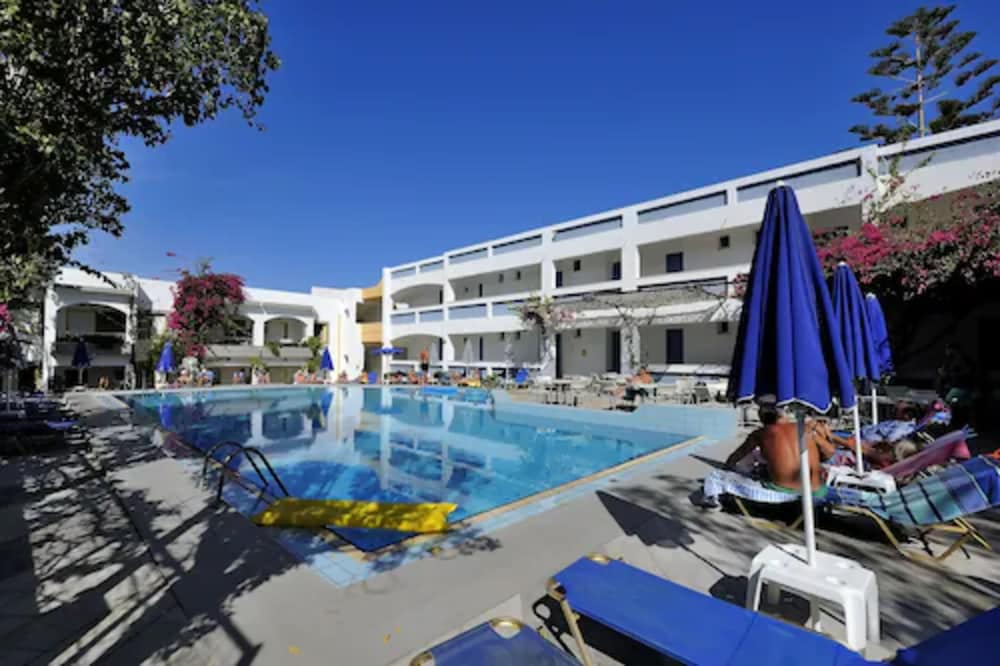 Apollon Hotel Apartments in RETHYMNO