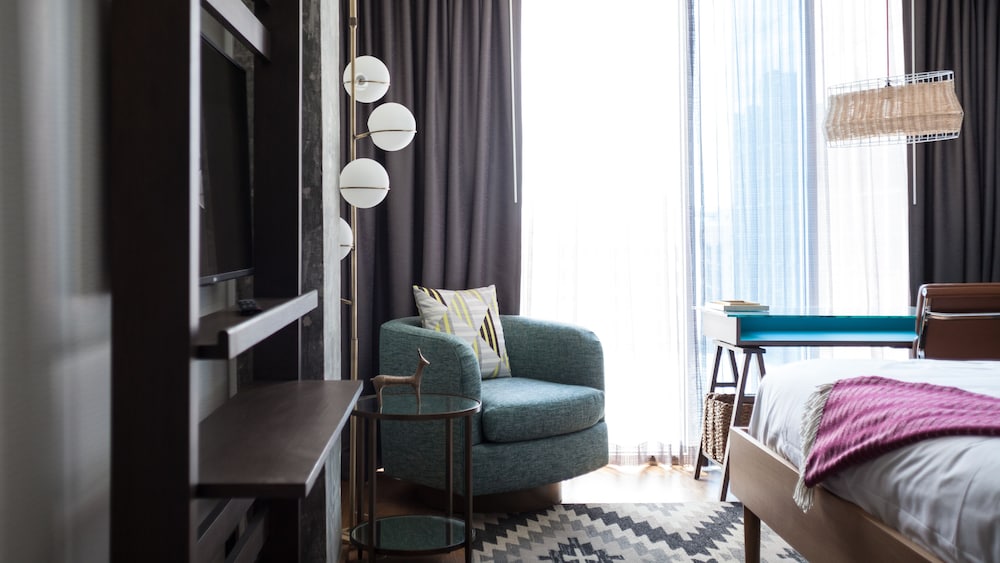 Hotel Indigo EL PASO DOWNTOWN 48/80