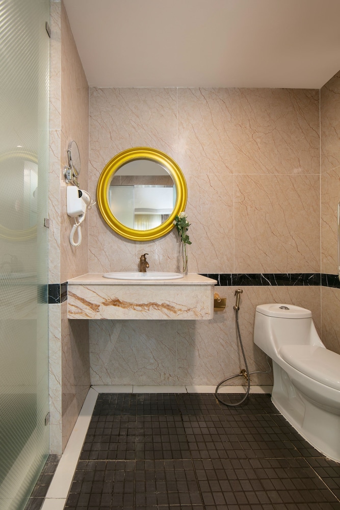 Azalea Park View Boutique Hotel 45/50