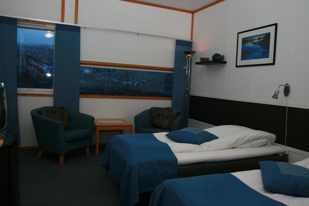 Tjeldsundbrua Hotel 35/50